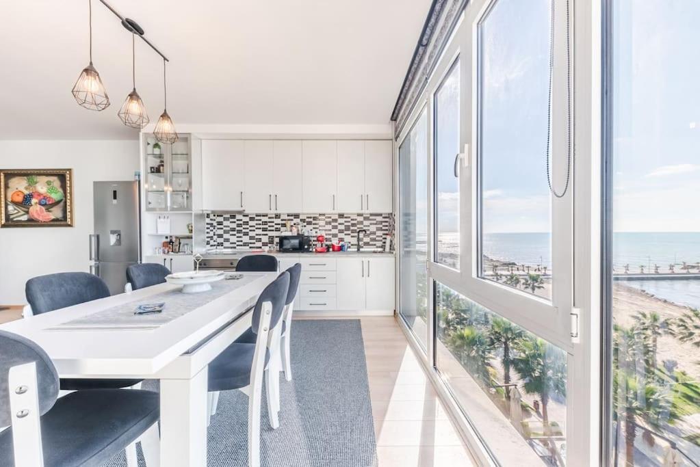 Seaview Luxury Suite By Ps Голем Экстерьер фото